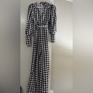 Elegant Black and White Houndstooth Dress